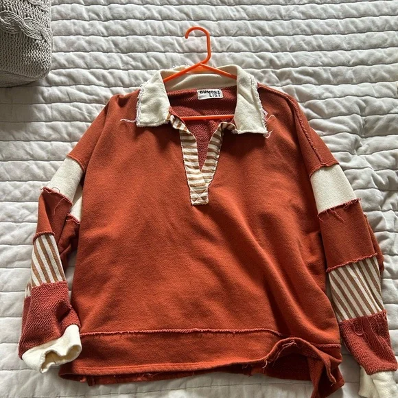 The Post Hudson Rust Pullover - Picture 5 of 7